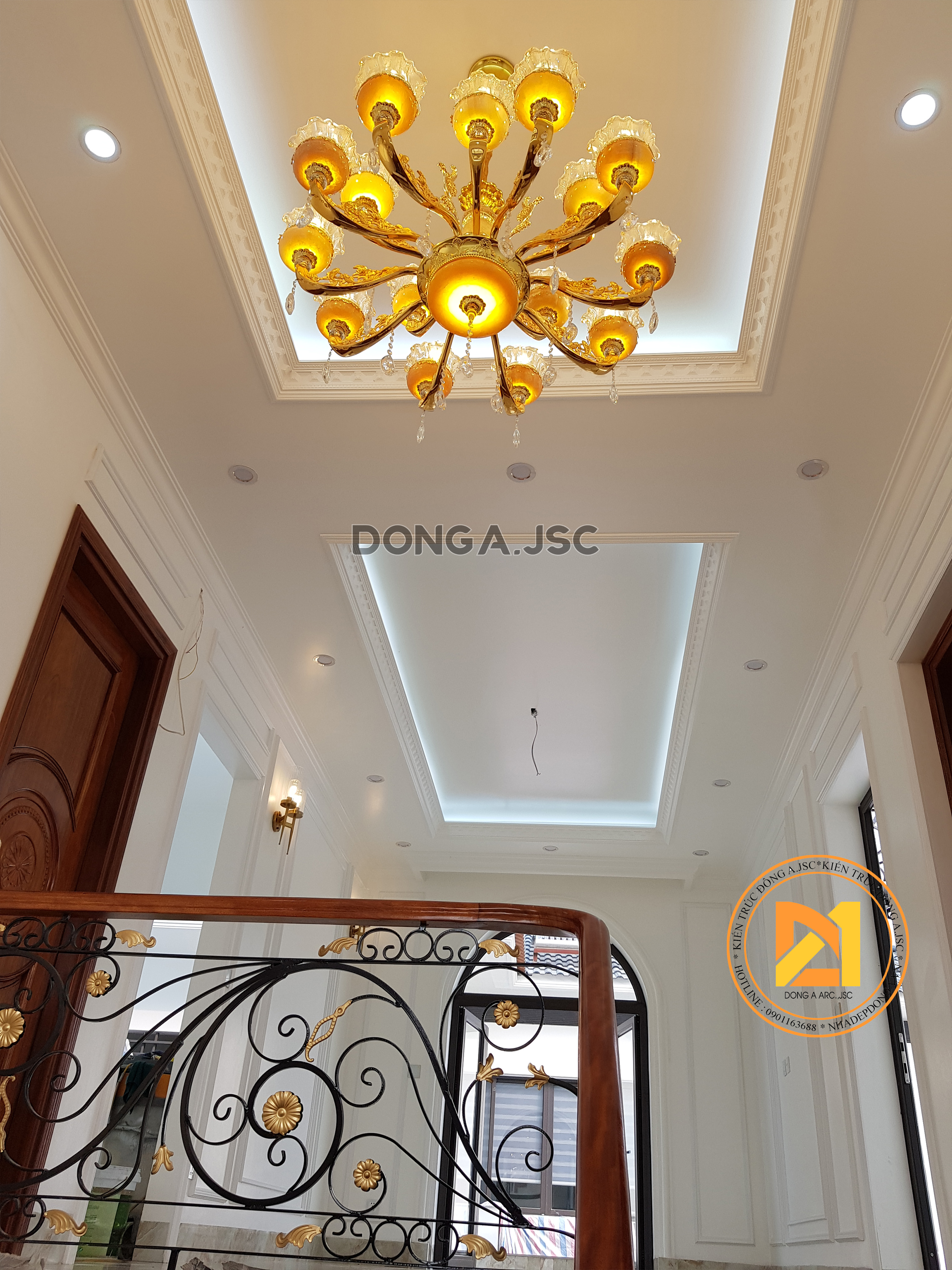 Hình ảnh thực tế hoàn thiện biệt thự 3 tầng tân cổ điển - chủ đầu tư anh Long ở Vĩnh Phúc 