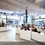 thiết kế cửa hàng giày cao cấp